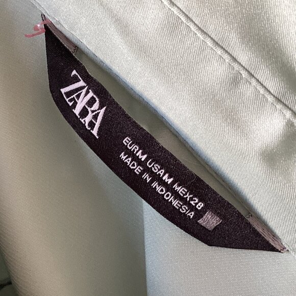 Zara Satin Look Green Blouse - Size M - Picture 7 of 8